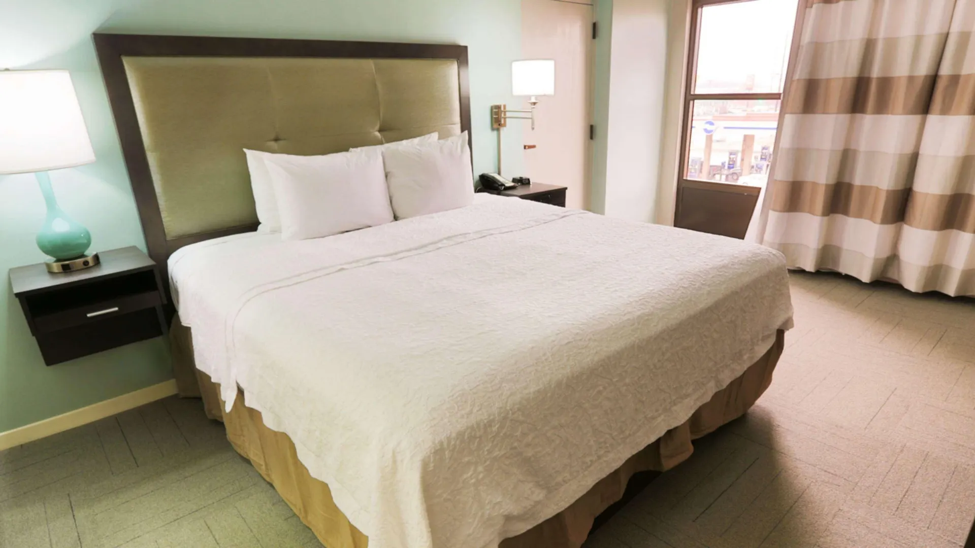 Hampton Inn & Suites Nashville-Airport Nashville