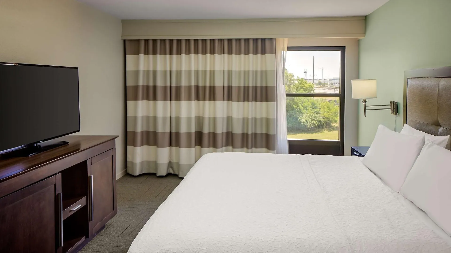 Hotel Hampton Inn & Suites Nashville-Airport
