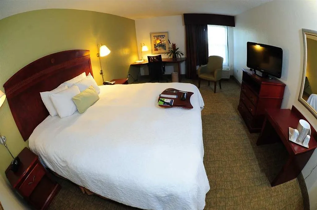 Hampton Inn & Suites Nashville-Airport Hotel Nashville