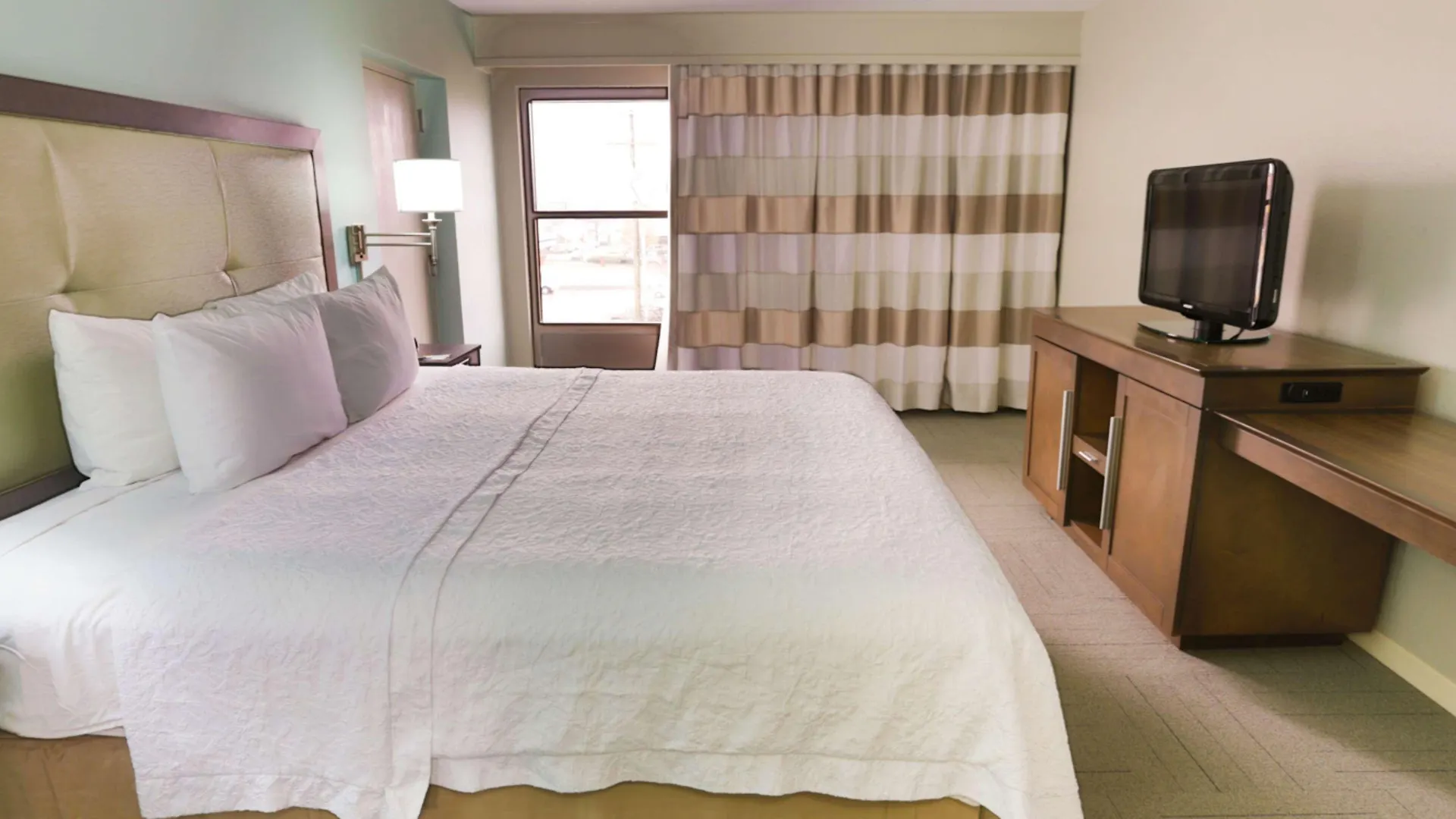 Hampton Inn & Suites Nashville-Airport Estados Unidos